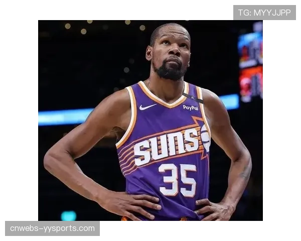 杜兰特第三节独砍15分，下半场22分导演火箭14分逆转